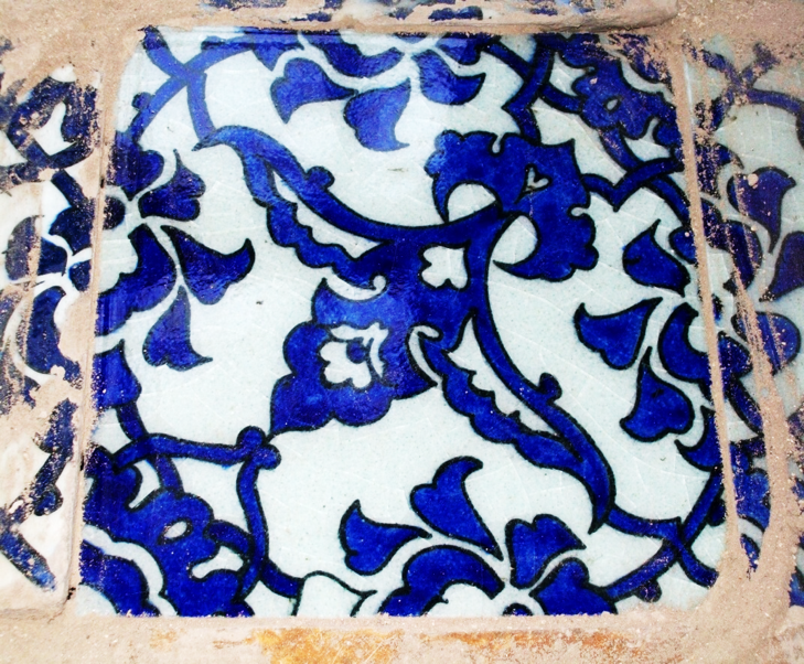 Qashani ceramic tile